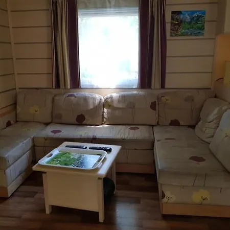 Emplacement 490 * Gastes